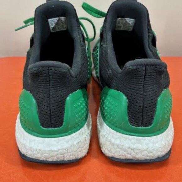 Adidas Men's Ultraboost LEGO X DNA Green/Black Sneakers SIZE 12 US - Picture 4 of 7